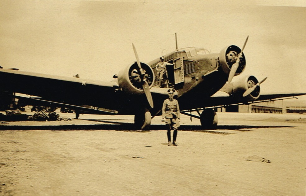 Naam: Foto 39. Ju 52.jpeg
Bekeken: 1518
Grootte: 158,7 KB