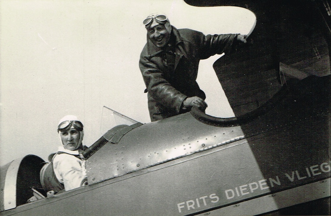 Naam: Kaart 44. 300.jpeg
Bekeken: 1236
Grootte: 211,4 KB