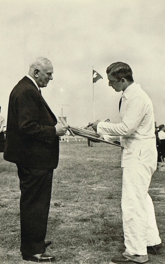 Naam: Kaart 53. 300.jpeg
Bekeken: 1157
Grootte: 143,0 KB