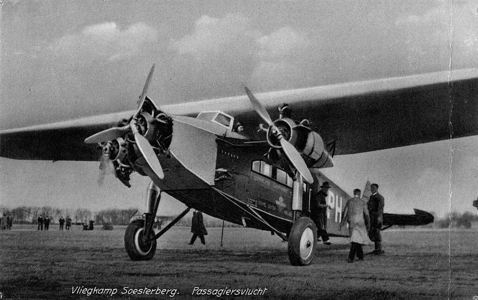 Naam: Kaart 89. 300, zw.w..jpg
Bekeken: 1327
Grootte: 259,8 KB