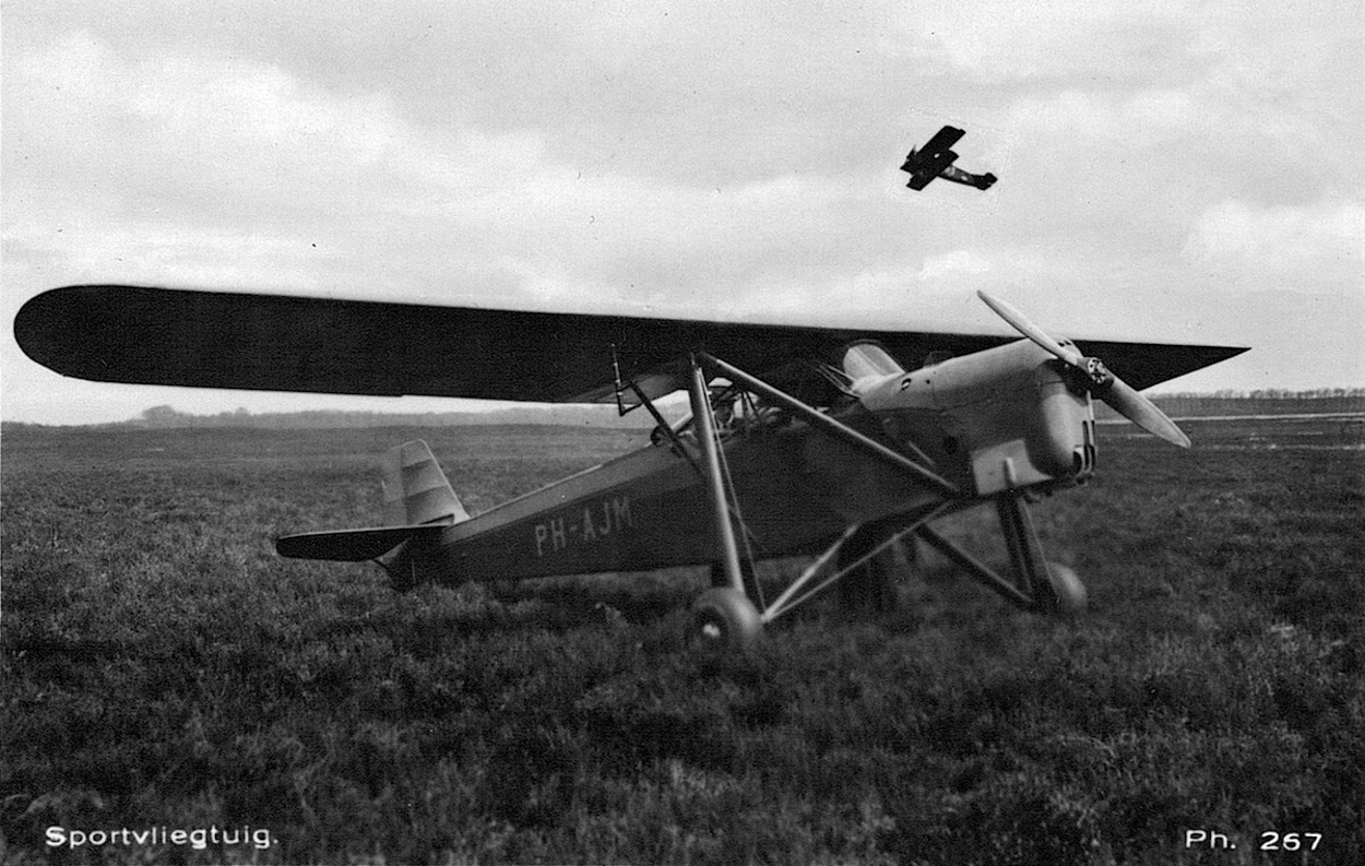 Naam: Kaart 92. 300, zw.w..jpeg
Bekeken: 1166
Grootte: 313,7 KB