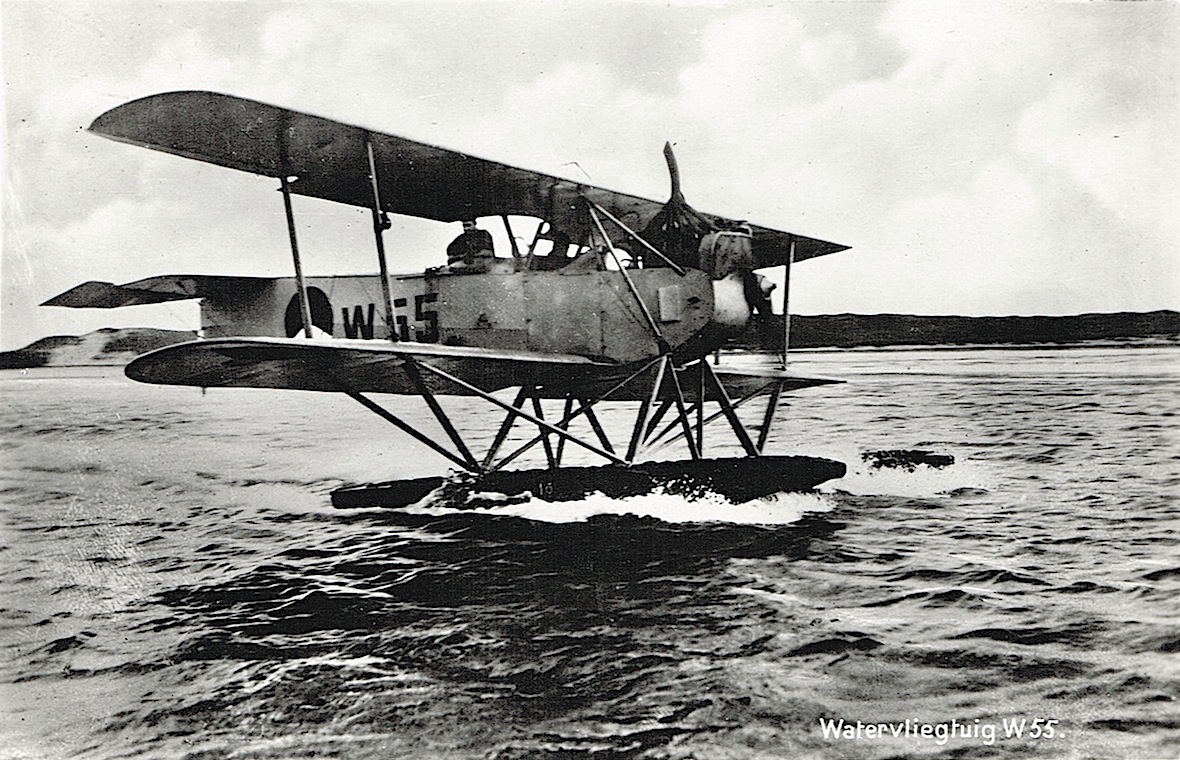 Naam: Kaart 156, 300, kleur.jpeg
Bekeken: 967
Grootte: 372,5 KB