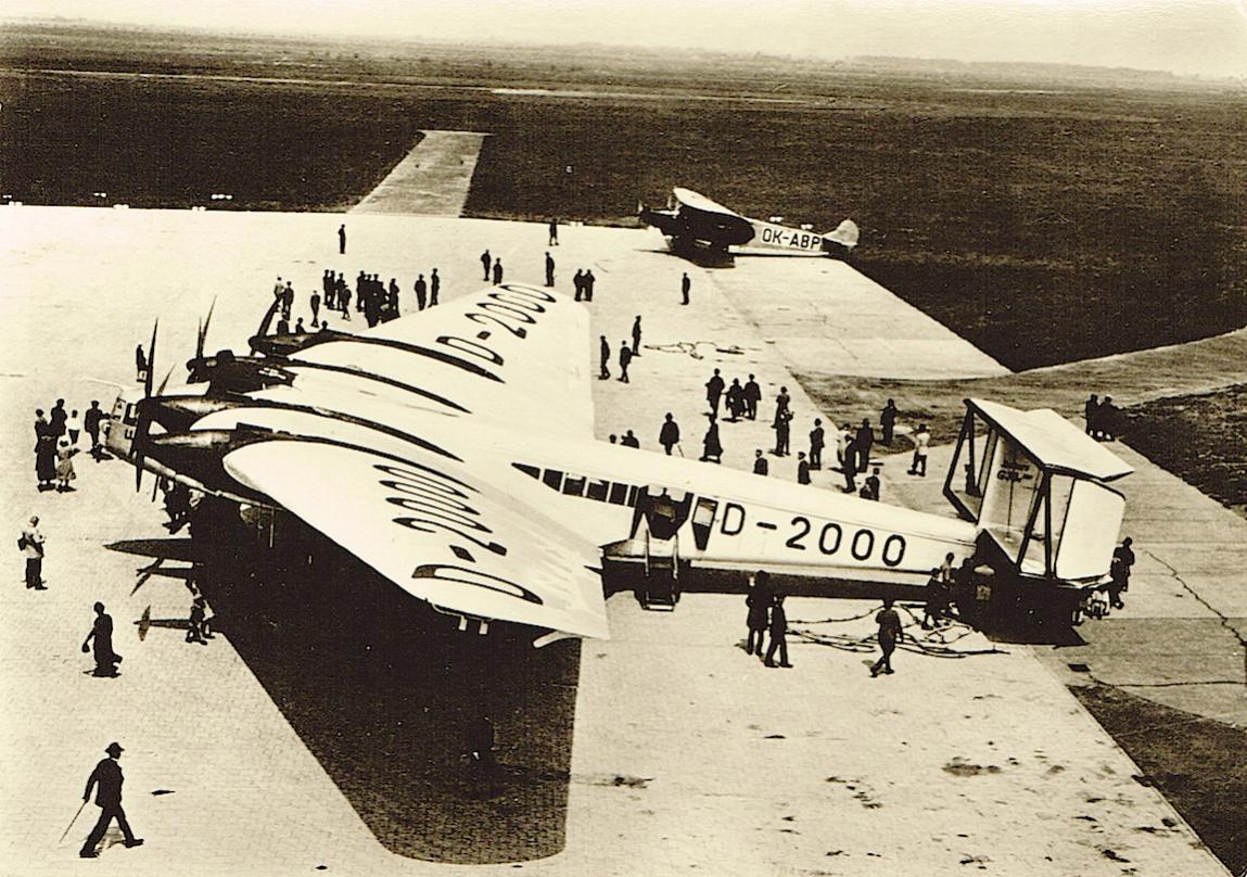 Naam: Foto 084. D-2000, vliegveld Neurenberg.jpg
Bekeken: 948
Grootte: 171,1 KB