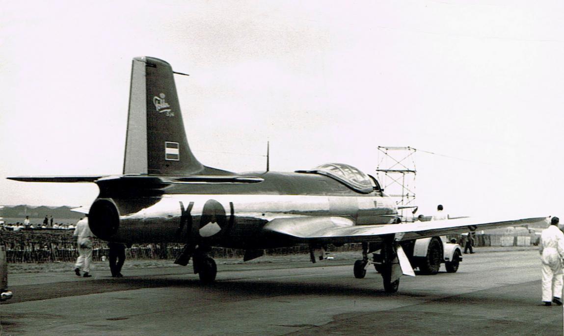 Naam: 16. S-14, K-1.jpg
Bekeken: 1704
Grootte: 76,8 KB