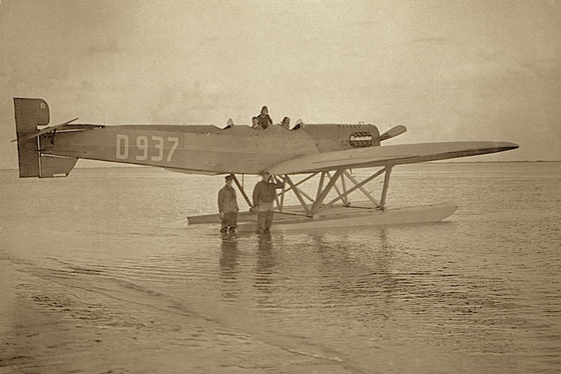 Naam: Foto 091. D-937. Heinkel He 5 a.jpg
Bekeken: 1022
Grootte: 120,2 KB