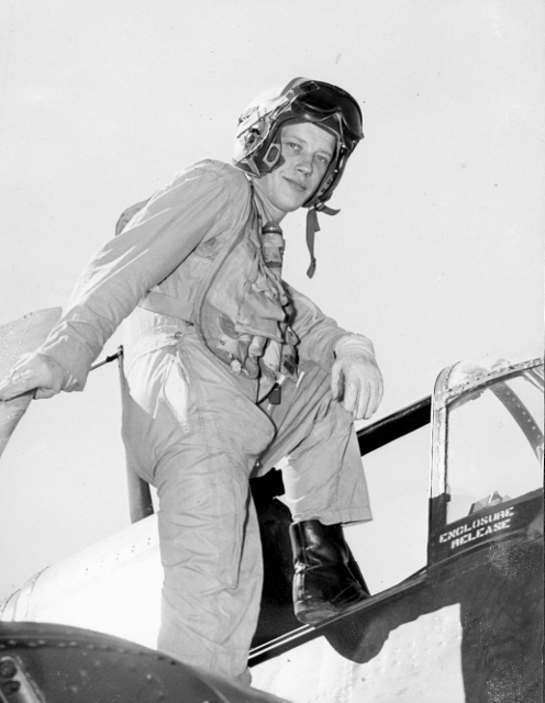 Naam: Een trommelaar in de vliegopleiding.jpg
Bekeken: 931
Grootte: 146,7 KB