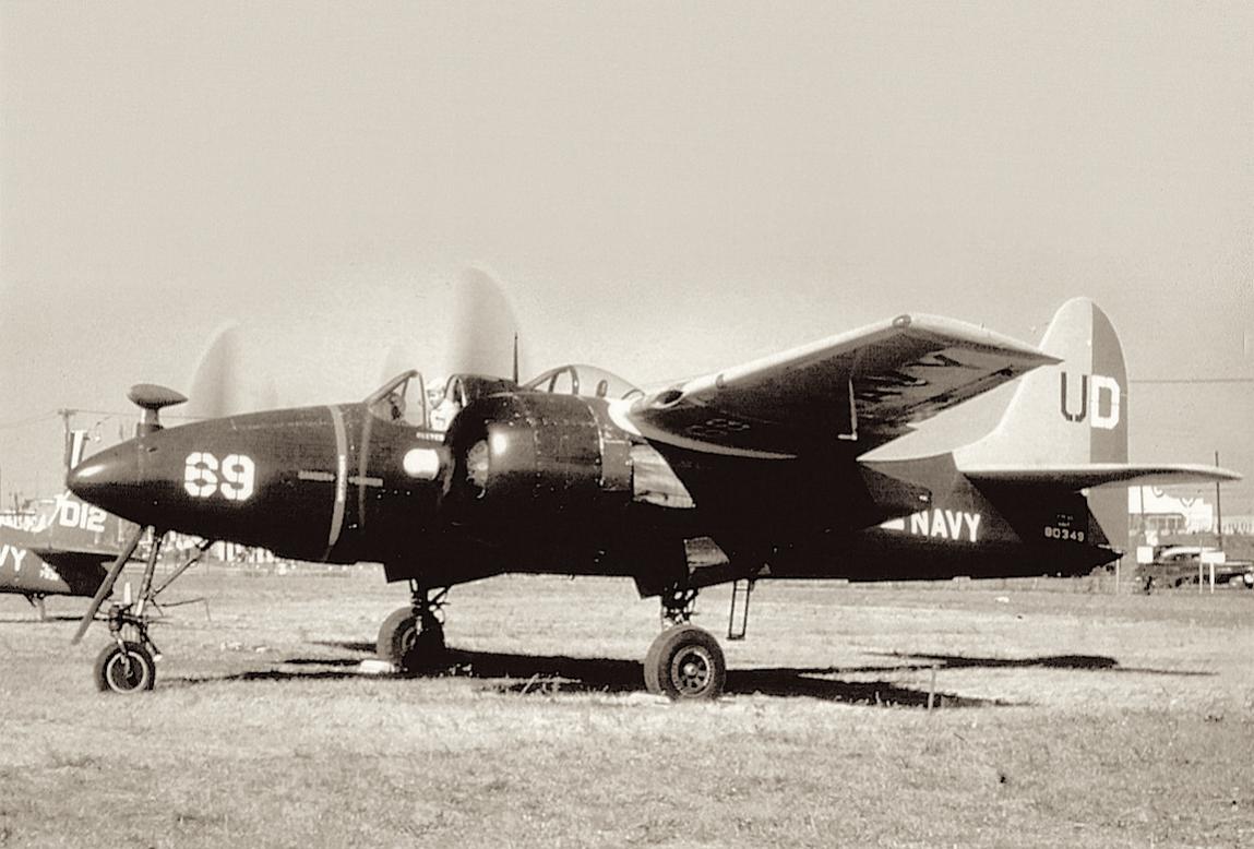 Naam: Foto 31. Grumman F7F-2D Tigercat.jpg
Bekeken: 736
Grootte: 102,7 KB