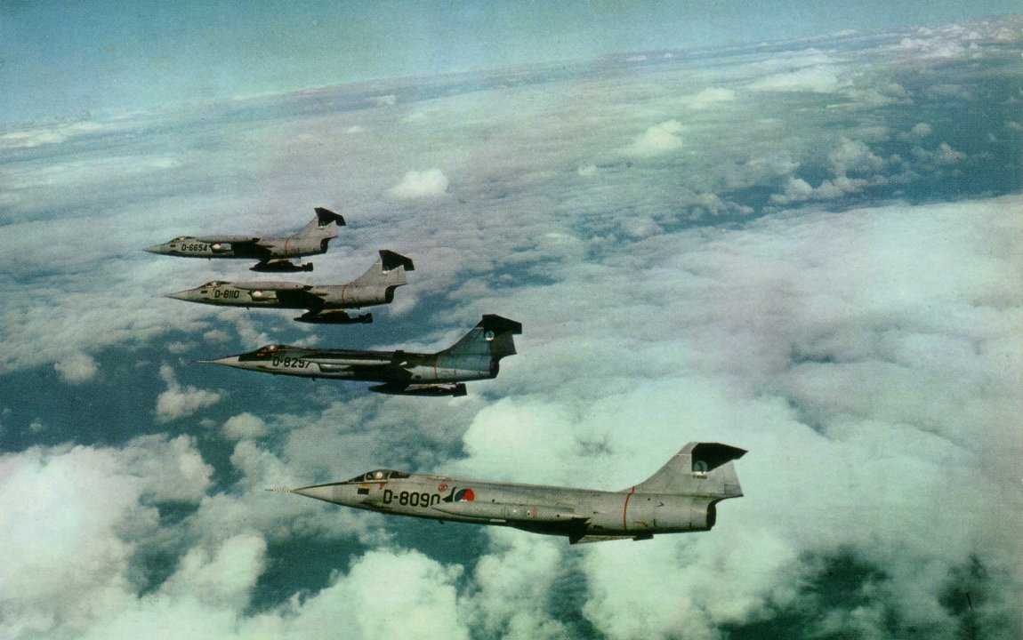 Naam: F-104 (1).jpg
Bekeken: 993
Grootte: 149,3 KB