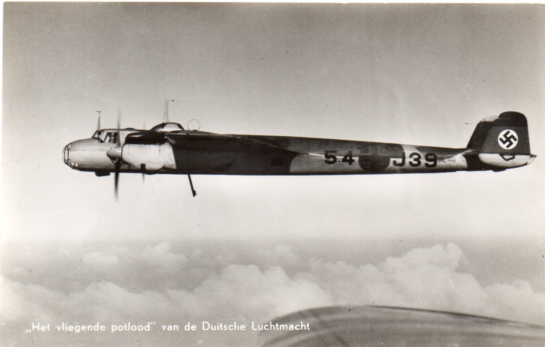 Naam: Dornier DO17F-1  9 Staffel KG255.jpg
Bekeken: 509
Grootte: 97,2 KB