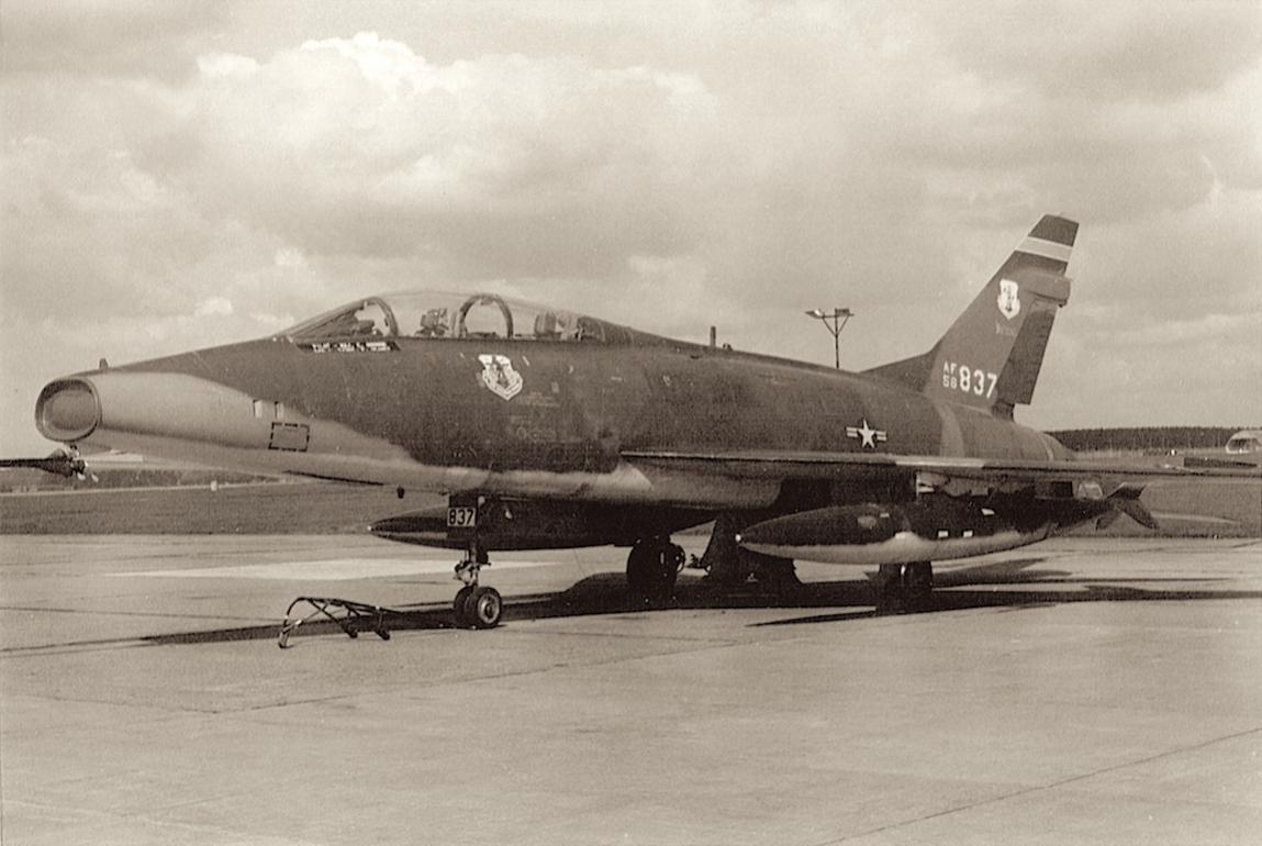 Naam: Foto 78. North American Super Sabre (58837).jpg
Bekeken: 546
Grootte: 92,4 KB