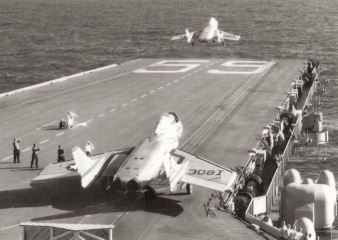 Naam: Foto 102. Vought F7U Cutlass.jpg
Bekeken: 692
Grootte: 142,7 KB