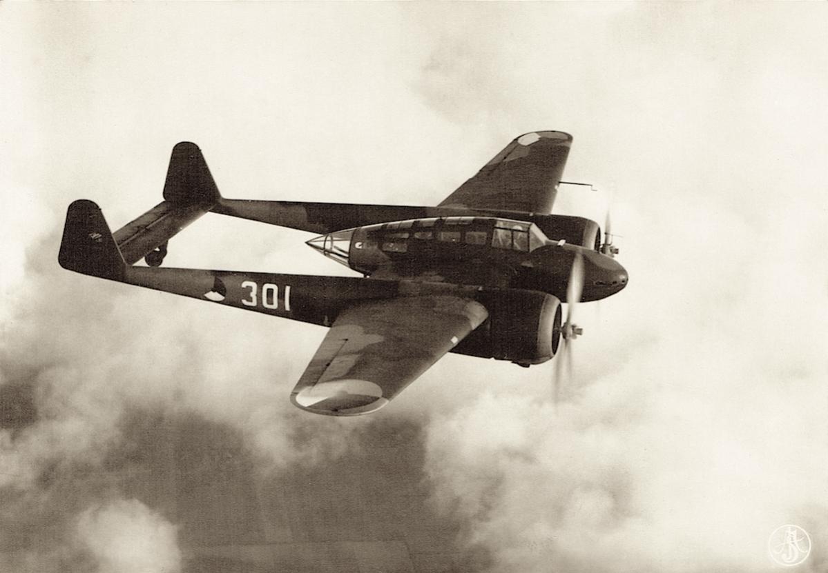 Naam: Kaart 384. '301'. Fokker G-1.jpg
Bekeken: 786
Grootte: 84,7 KB