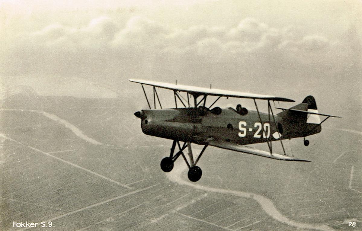 Naam: Kaart 470. 'S-20'. Fokker S-9.jpg
Bekeken: 821
Grootte: 126,2 KB