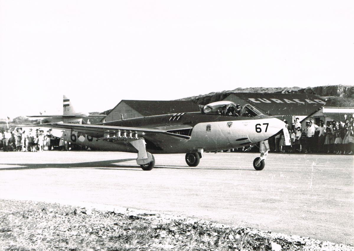 Naam: '6-67'. Seahawk op Curacao.jpg
Bekeken: 1205
Grootte: 126,0 KB