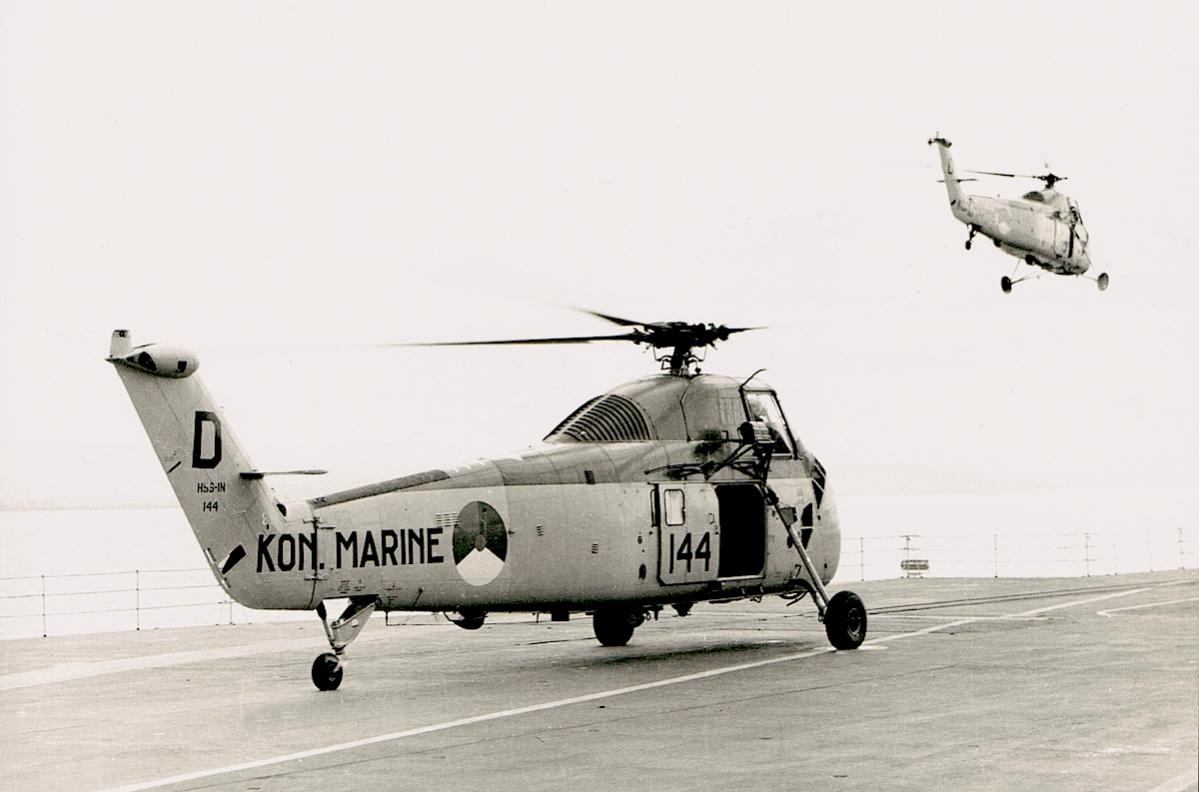 Naam: Foto. '144:D'. Sikorsky HSS-1N.jpg
Bekeken: 1165
Grootte: 77,8 KB