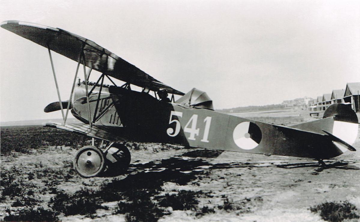 Naam: Foto 22. '541'. Fokker C.I.jpg
Bekeken: 1093
Grootte: 108,9 KB