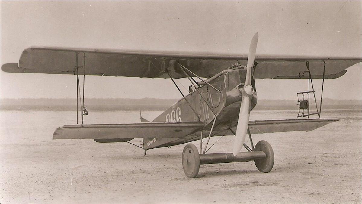 Naam: '266'. D.VII weervliegtuig. NIET GEWONNEN kopie.jpg
Bekeken: 1149
Grootte: 92,0 KB