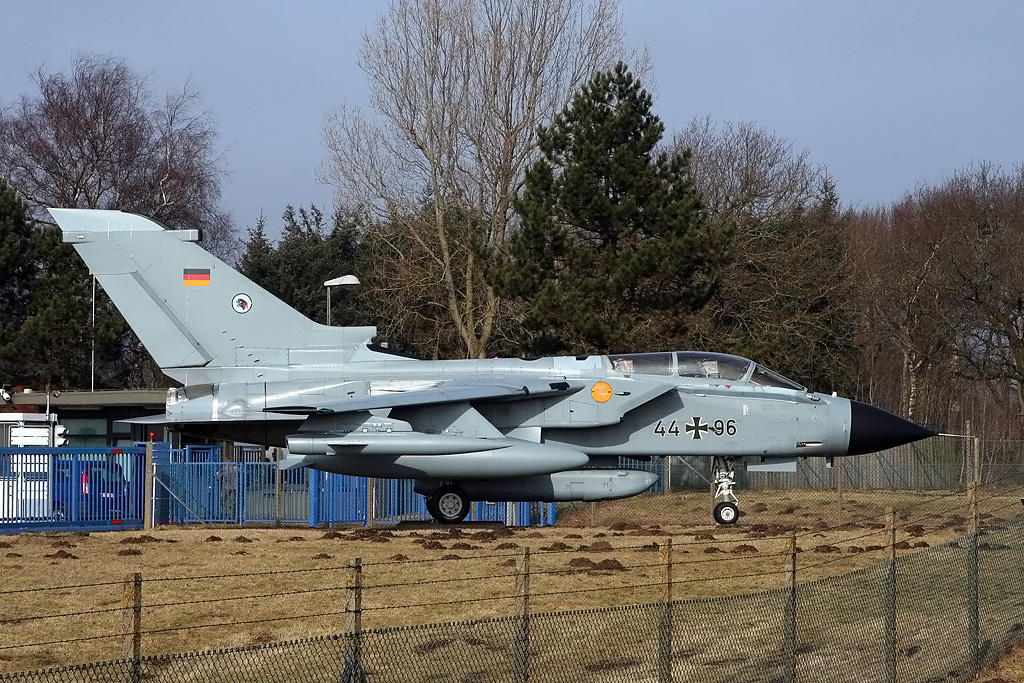 Naam: 44+96_27feb13ETNS1_BV.jpg
Bekeken: 560
Grootte: 401,8 KB