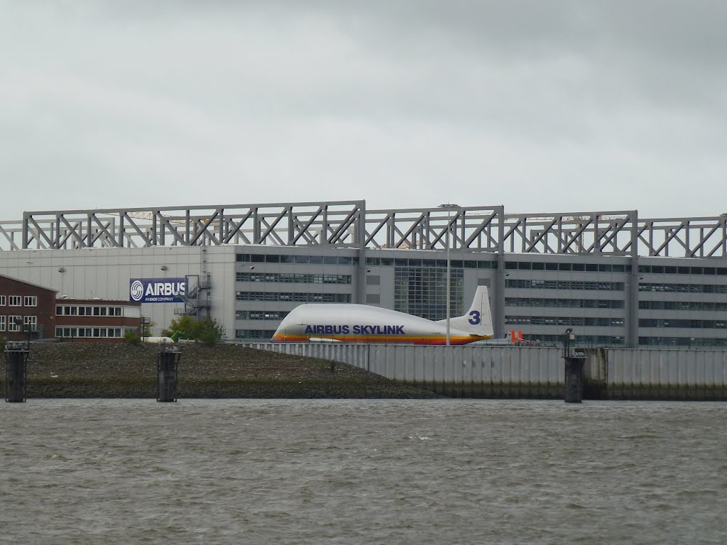 Naam: Super Guppy , Hamburg-Finkenwerder..jpg
Bekeken: 413
Grootte: 98,4 KB