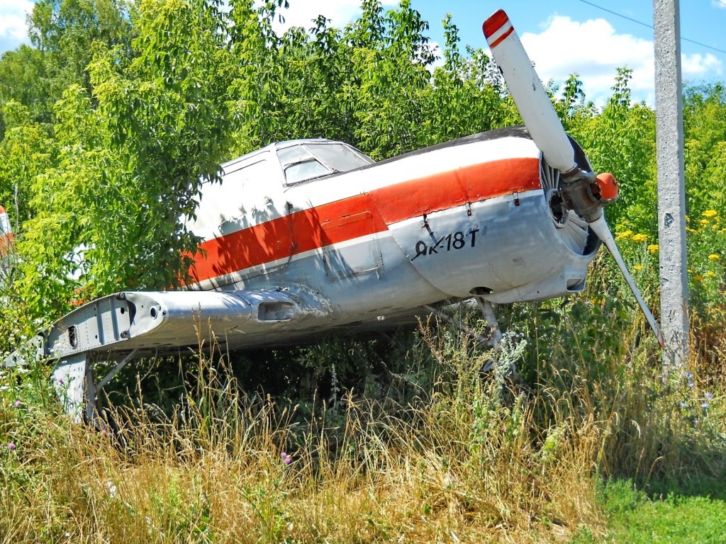 Naam: Yak 18T , Ulyanovsk..jpg
Bekeken: 429
Grootte: 309,0 KB