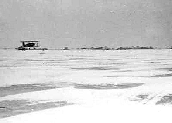 Naam: a3 Winters klusje op MVKK, 1935.jpg
Bekeken: 3061
Grootte: 24,6 KB