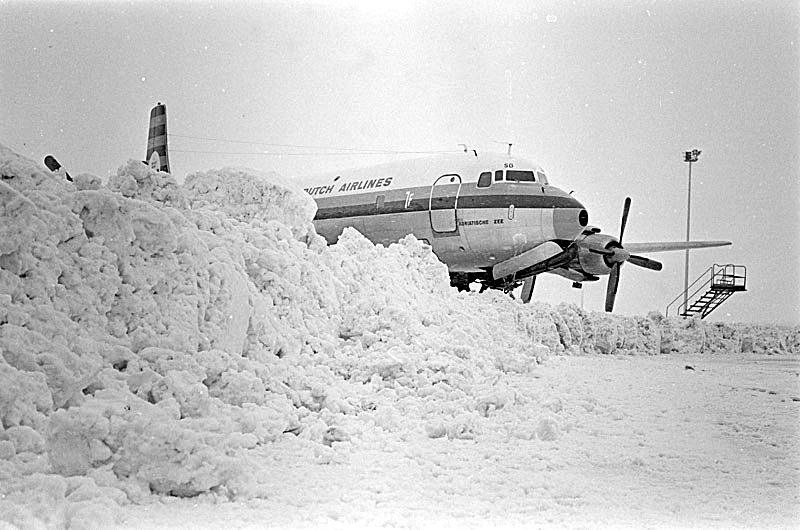 Naam: a6  Sneeuw zeven 1.jpg
Bekeken: 1955
Grootte: 107,3 KB