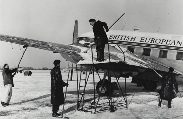 Naam: c3  BEA  DC3.jpg
Bekeken: 1153
Grootte: 51,8 KB