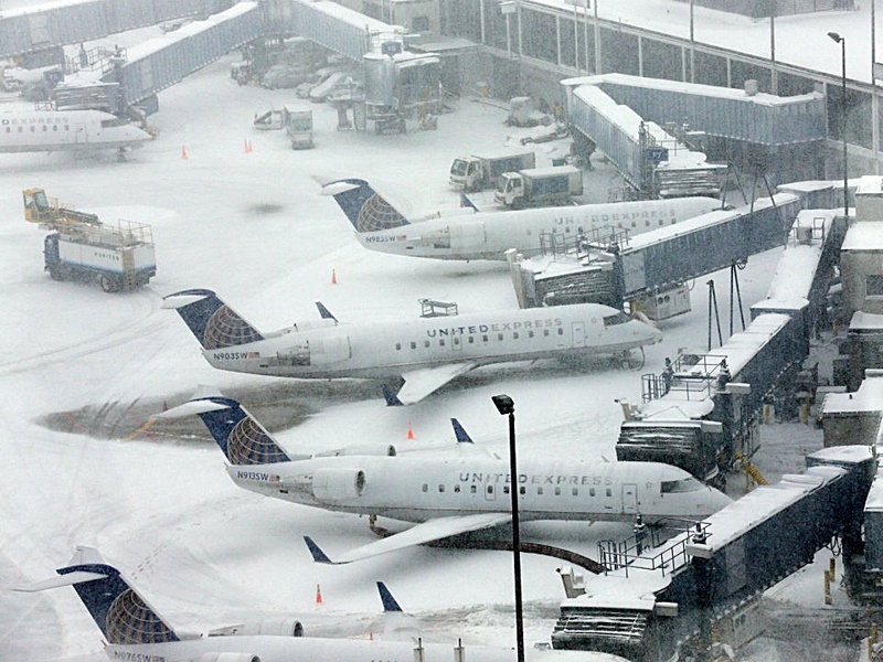 Naam: c17  ORD, Chicago  O'Hare United pier.jpg
Bekeken: 627
Grootte: 205,9 KB