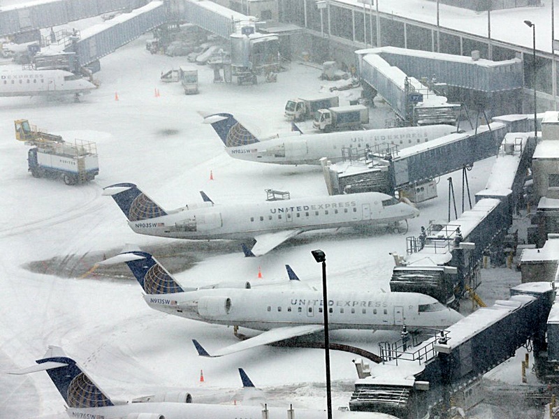 Naam: c17  ORD, Chicago  O'Hare United pier.jpg
Bekeken: 461
Grootte: 205,9 KB