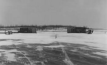 Naam: c36  YMX Deicing Pad  accident, '95.jpg
Bekeken: 568
Grootte: 9,5 KB