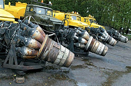 Naam: c59  USSR Sneeuwsmelters met Klimov engines.jpg
Bekeken: 740
Grootte: 80,9 KB