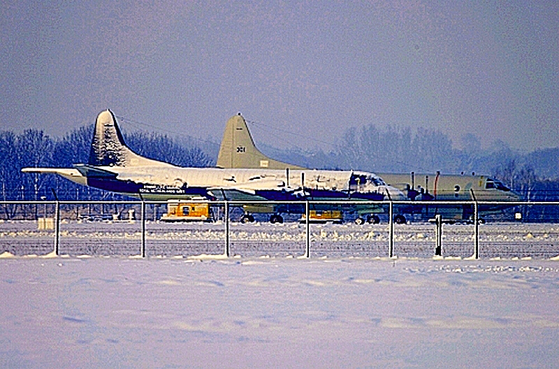 Naam: c83  Twee kleurenschemas in de winter.jpg
Bekeken: 416
Grootte: 408,7 KB