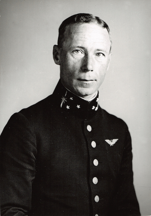 Naam: Foto 68. Hendrik van Weerden Poelman, kopie.jpg
Bekeken: 995
Grootte: 302,4 KB