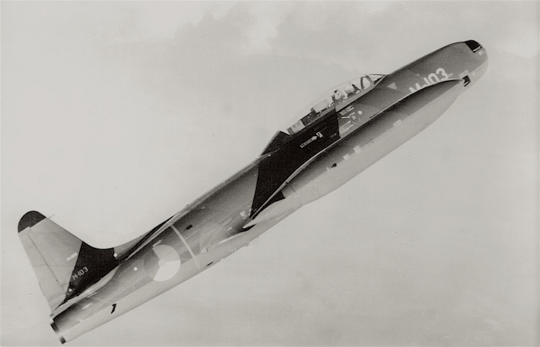 Naam: Foto 90 aangepast. 'M-103'. Lockheed RT-33A, kopie 3.jpg
Bekeken: 1363
Grootte: 289,2 KB