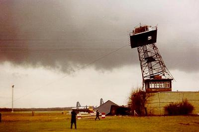 Naam: c97a  MVKV Tower '81.JPG
Bekeken: 723
Grootte: 14,0 KB