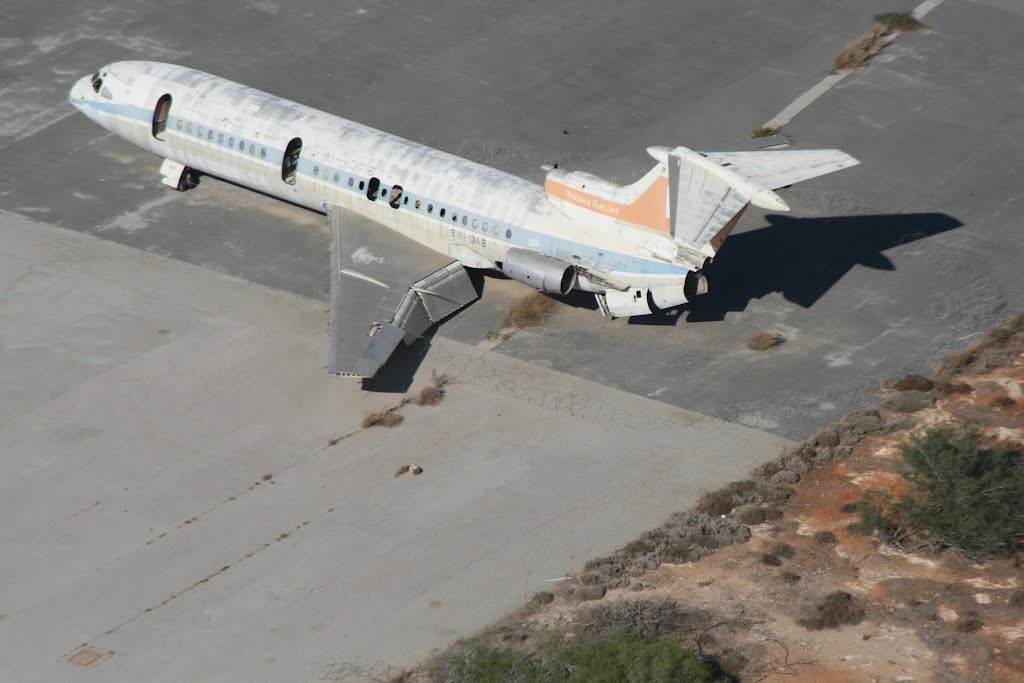 Naam: HS.121 Trident , Nicosia..jpg
Bekeken: 975
Grootte: 66,9 KB