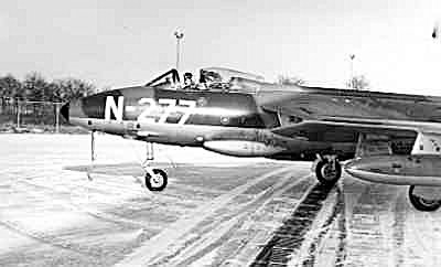 Naam: c156   Leeuwarden '63  Heel voorzichtig.jpg
Bekeken: 650
Grootte: 16,4 KB