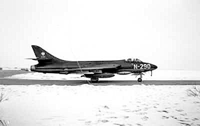 Naam: c157   Hunter Leeuwarden '63.jpg
Bekeken: 508
Grootte: 9,4 KB