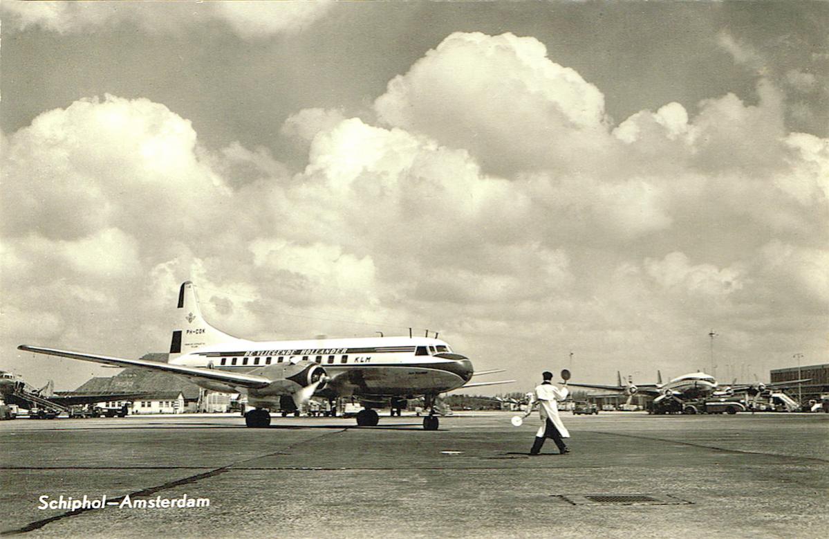Naam: Kaart 537. PH-CGK 'Jan Toorop'. Convair 340-48. 1954 Convair 440 modificatie-kit genst, kopie.jpg
Bekeken: 754
Grootte: 129,3 KB