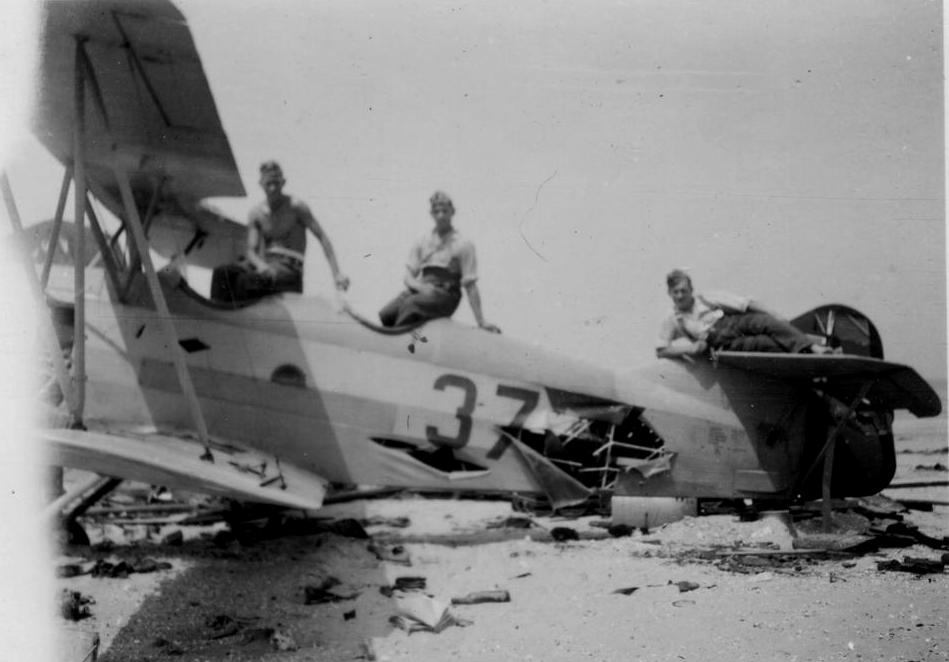 Naam: 37 na noodlanding in Belgi -1.jpg
Bekeken: 718
Grootte: 59,3 KB