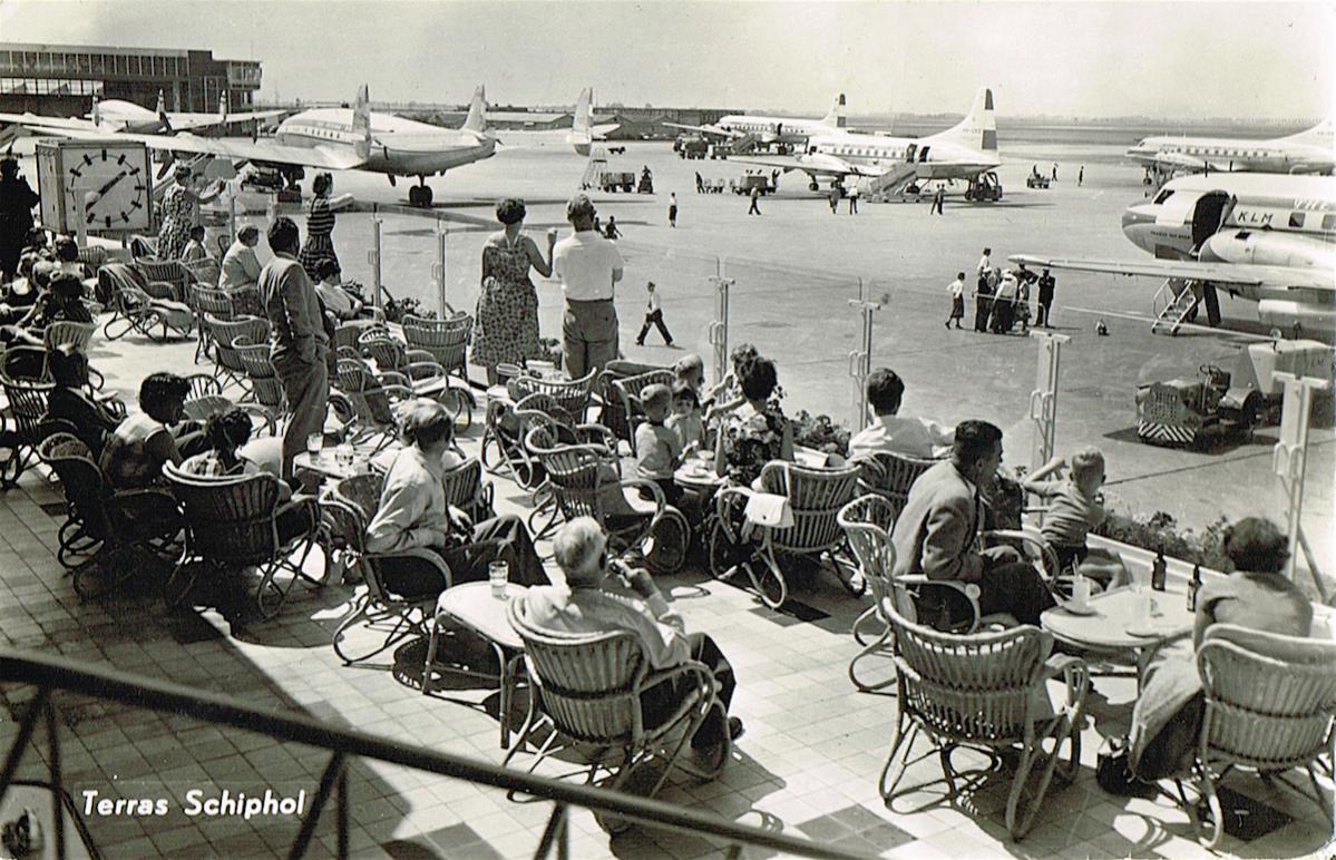 Naam: Kaart 562. Schiphol terras, kopie.jpg
Bekeken: 806
Grootte: 184,8 KB