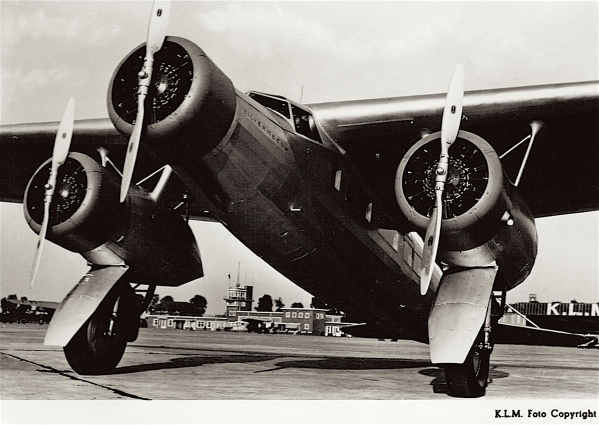 Naam: Kaart 574. PH-AIZ 'Zilvermeeuw'. Fokker F.XX, kopie.jpg
Bekeken: 877
Grootte: 129,7 KB