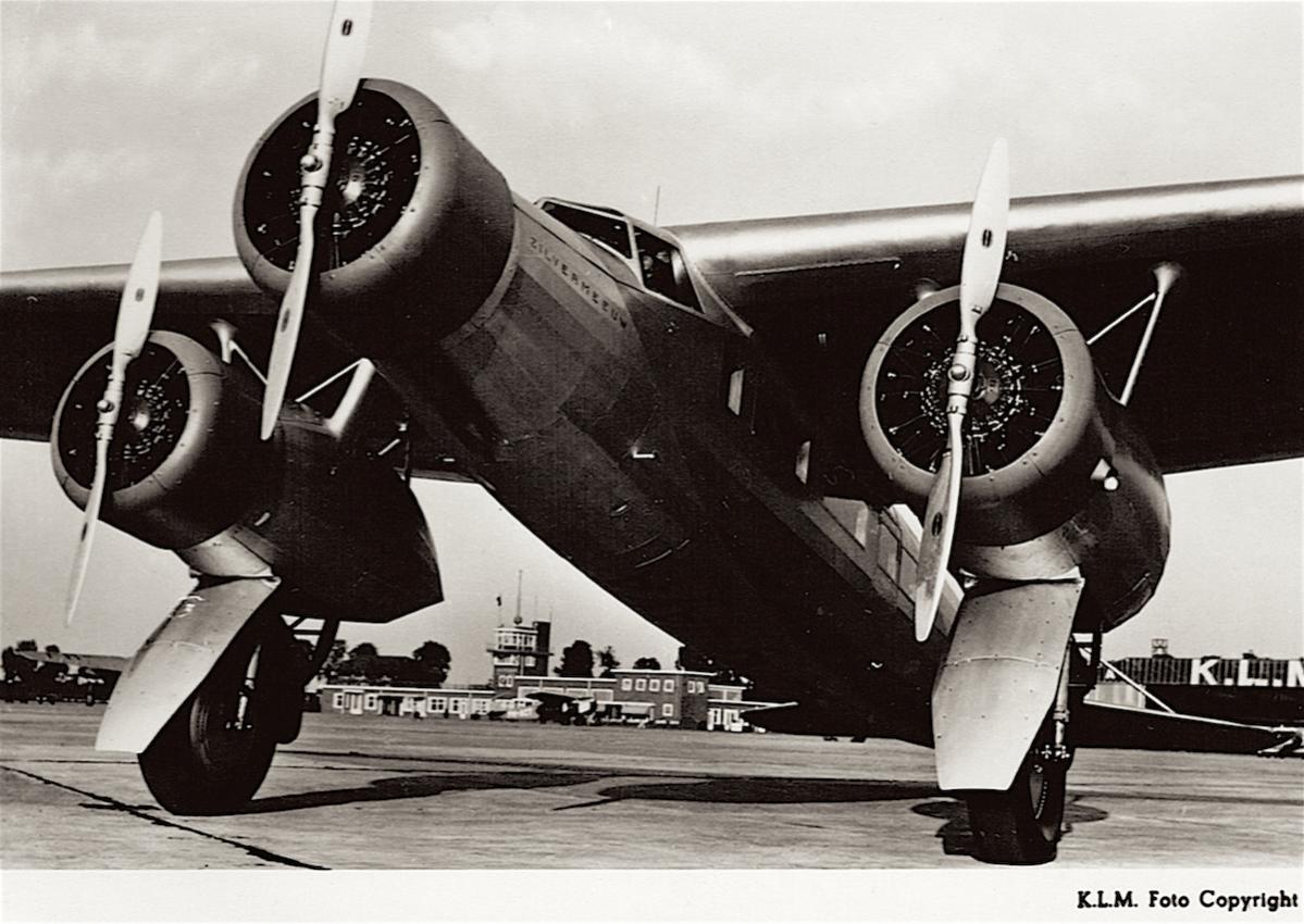 Naam: Kaart 574. PH-AIZ 'Zilvermeeuw'. Fokker F.XX, kopie.jpg
Bekeken: 1030
Grootte: 129,7 KB
