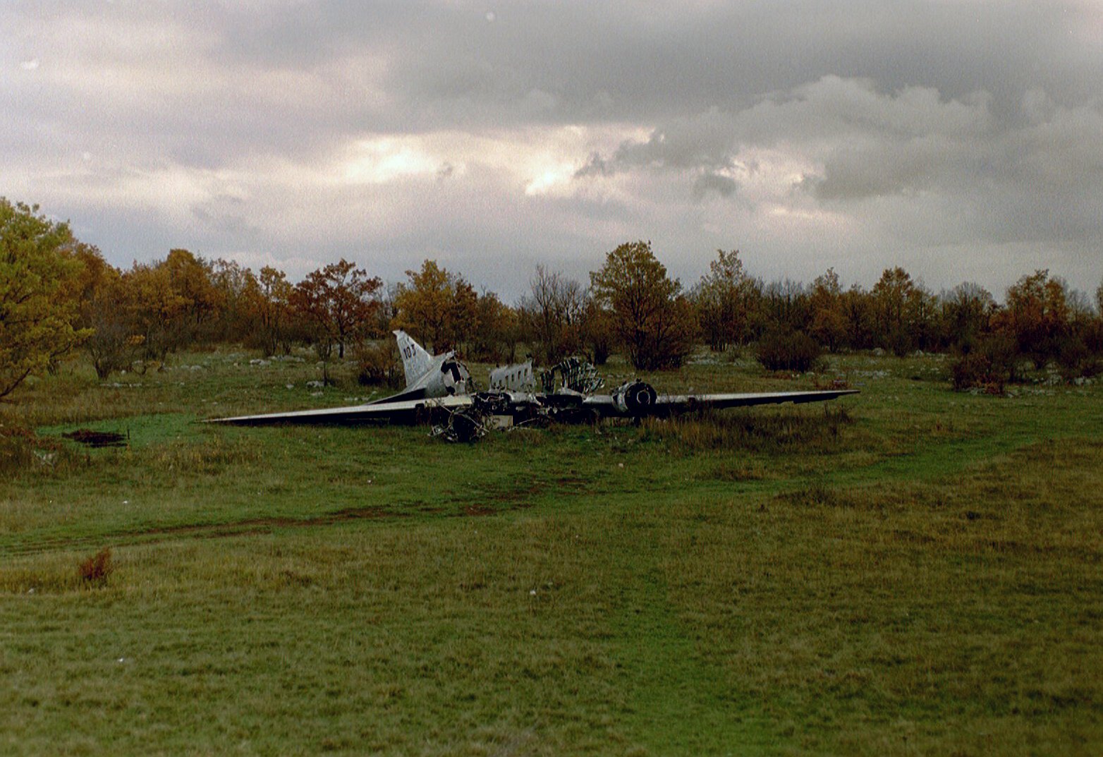 Naam: imm005.JPG
Bekeken: 612
Grootte: 316,1 KB