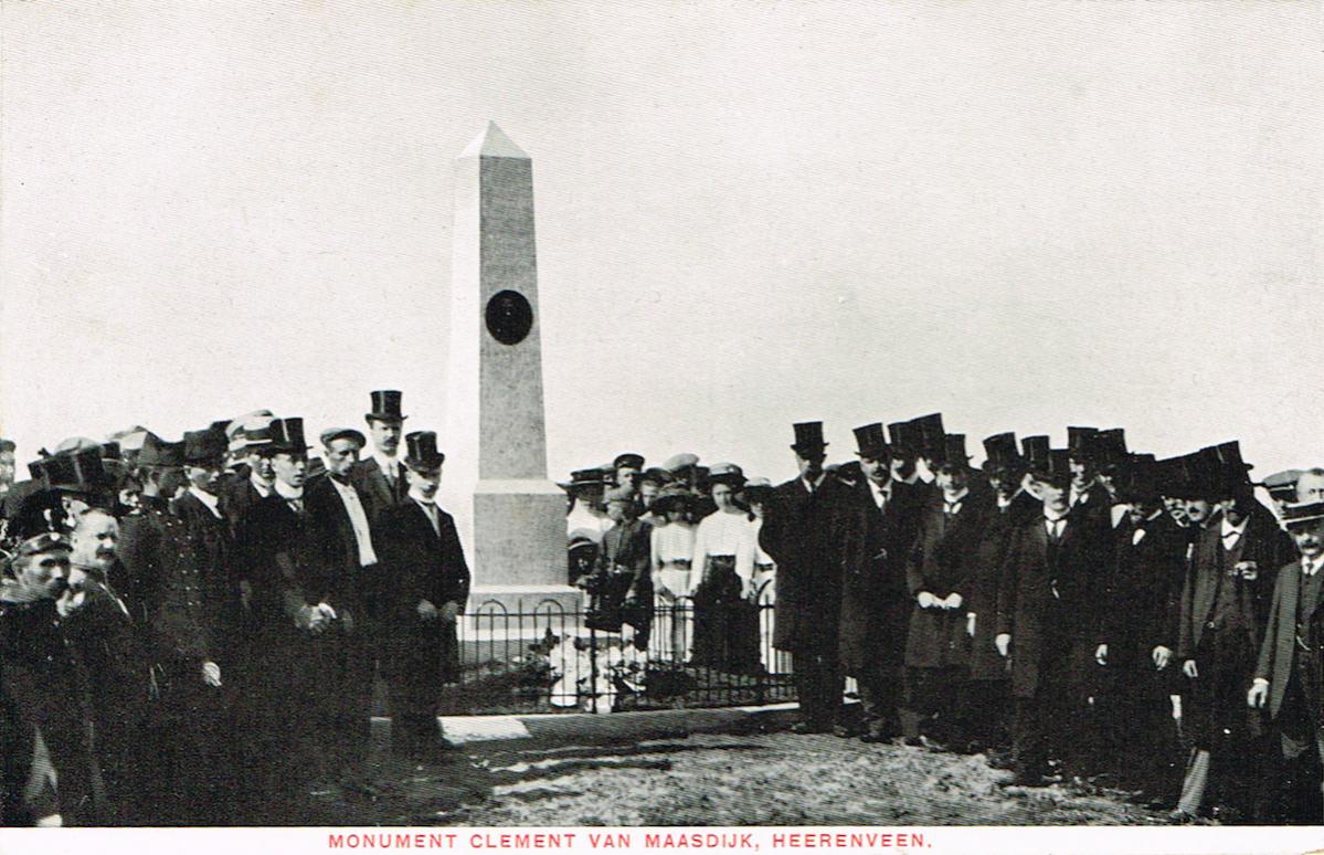 Naam: Kaart 578. monument Clement van Maasdijk -1 kopie.jpg
Bekeken: 989
Grootte: 145,5 KB