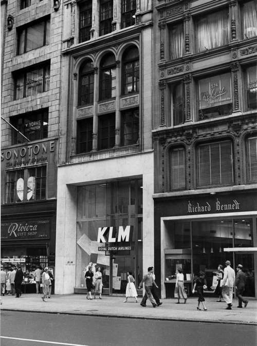Naam: KLM Fifth Avenue New York.jpg
Bekeken: 446
Grootte: 52,0 KB