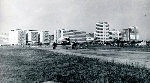 Naam: JAT Convair Belgrade.jpg
Bekeken: 1672
Grootte: 42,0 KB
