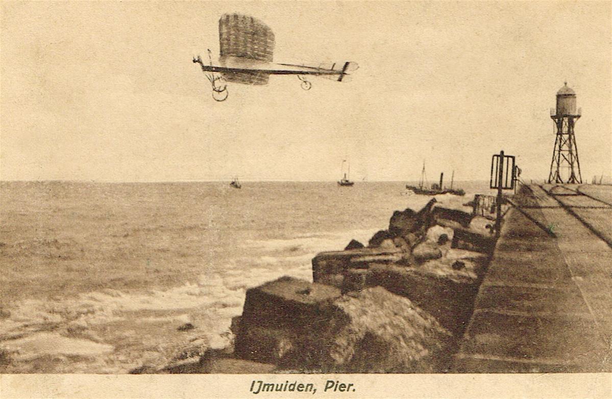 Naam: Kaart 599. Pier IJmuiden, kopie.jpg
Bekeken: 906
Grootte: 143,8 KB