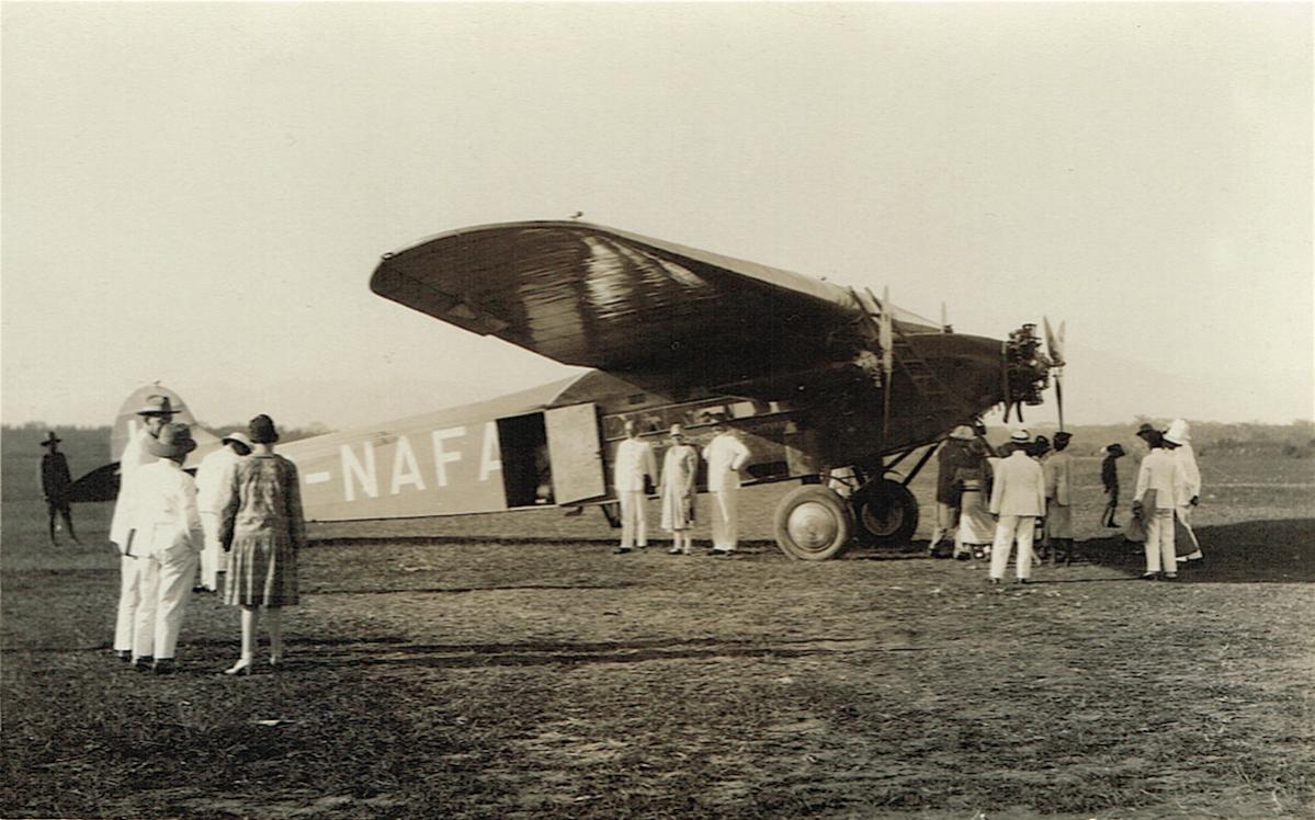 Naam: Kaart 604. H-NAFA. Fokker F-VIIb-3m, kopie.jpg
Bekeken: 863
Grootte: 124,4 KB