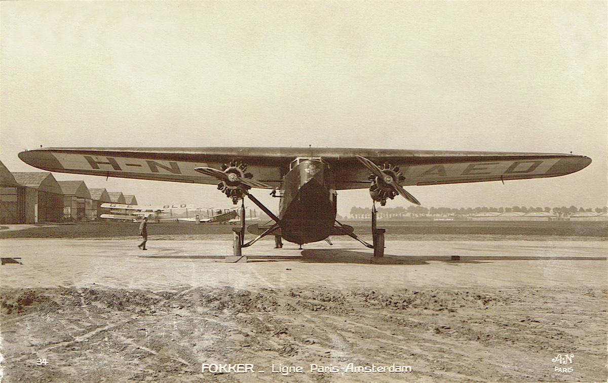 Naam: Kaart 610. H-NAED (PH-AED). Fokker F.VIII, kopie.jpg
Bekeken: 1199
Grootte: 392,7 KB
